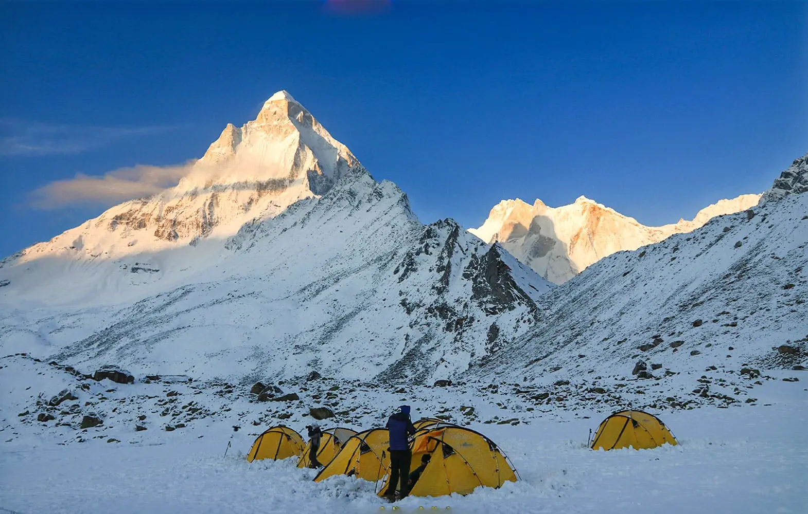 Gomukh Tapovan Trek near the Gangotri glacier